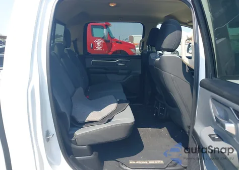 2019 Ram 1500 Big Horn/Lone Star 4X4 5'7 Box z USA, uszkodzony, nr VIN 1C6RRFFG2KN776812